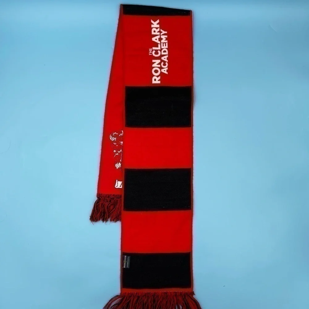 Amistad Scarf